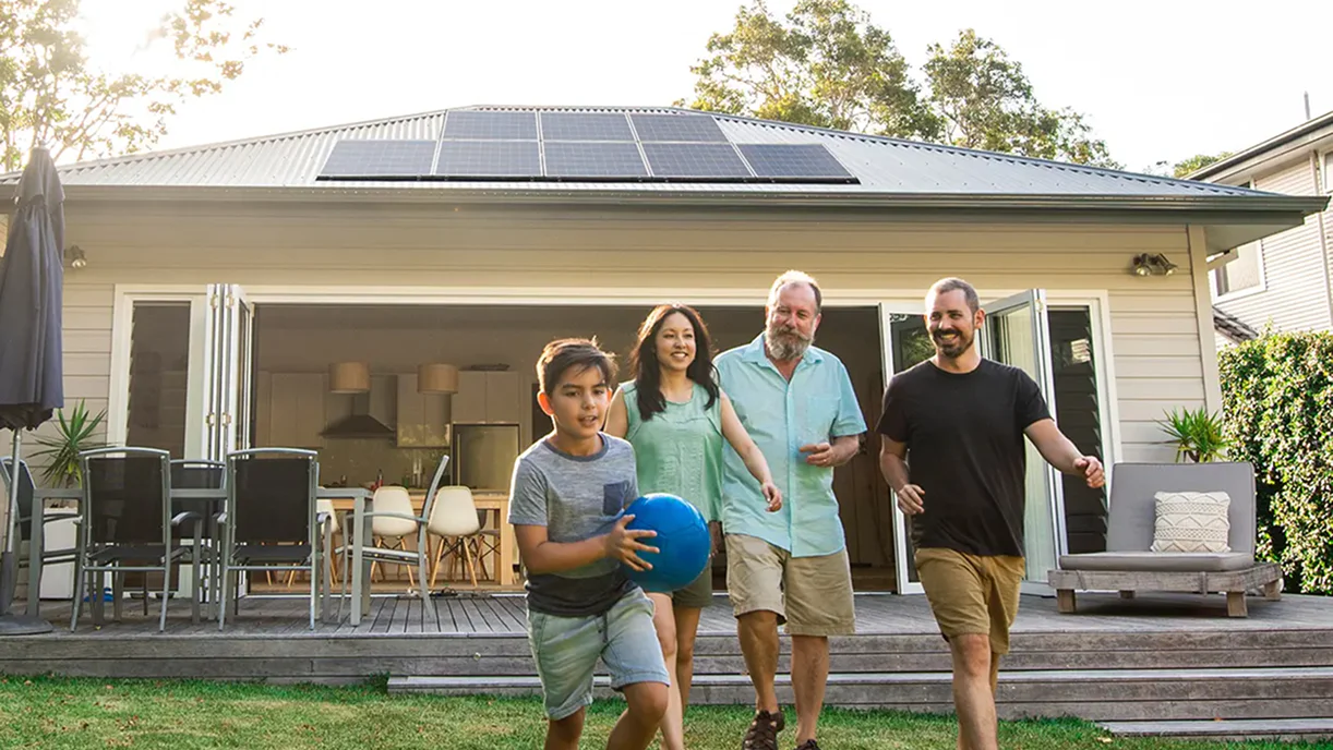 5 MITOS SOBRE LA ENERGÍA SOLAR RESIDENCIAL