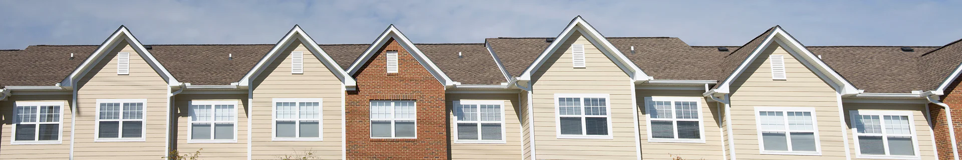 MULTIFAMILIAR Banner Image